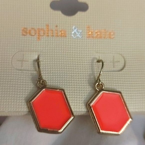 🎉FREE WITH PURCHASE🎉 Statement Jewelry Sets - Picture 2 of 8